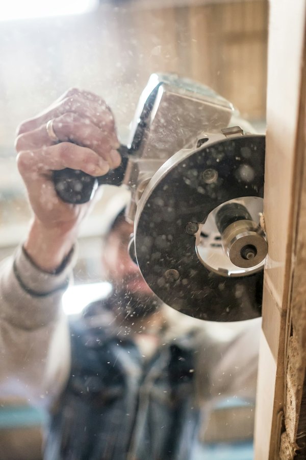 Découvrez les avantages de la défonceuse bosch pour vos projets